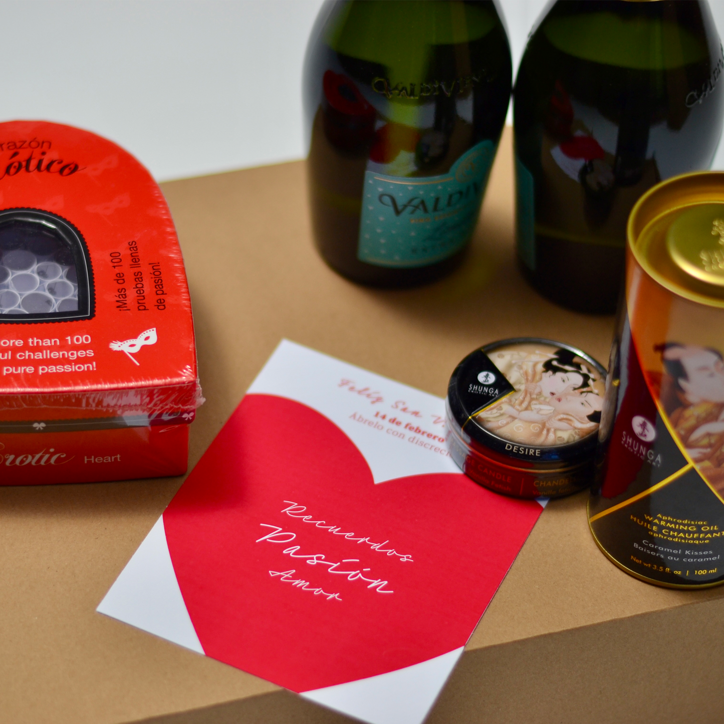 Kit San Valentín juegos corazón erótico, aceite Besos Íntimos, vela SHUNGA + 2 Espumantes 375cc